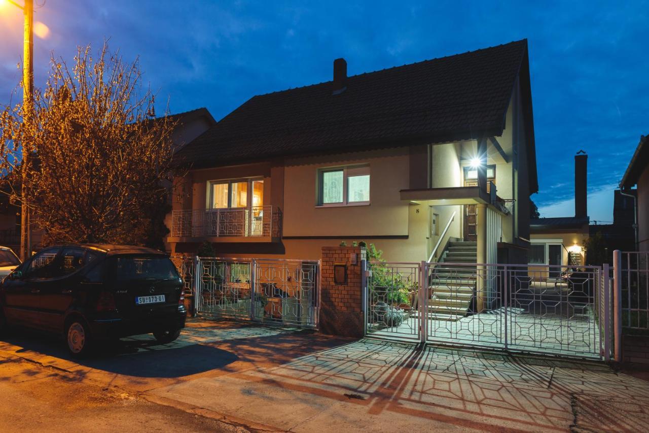 Myhome2 Суботица Экстерьер фото